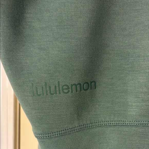 Lululemon Softstream Perfectly Oversized Cropped Crew Sweatshirt Size 10 - Picture 4 of 8